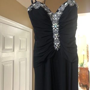 Stunning black formal gown